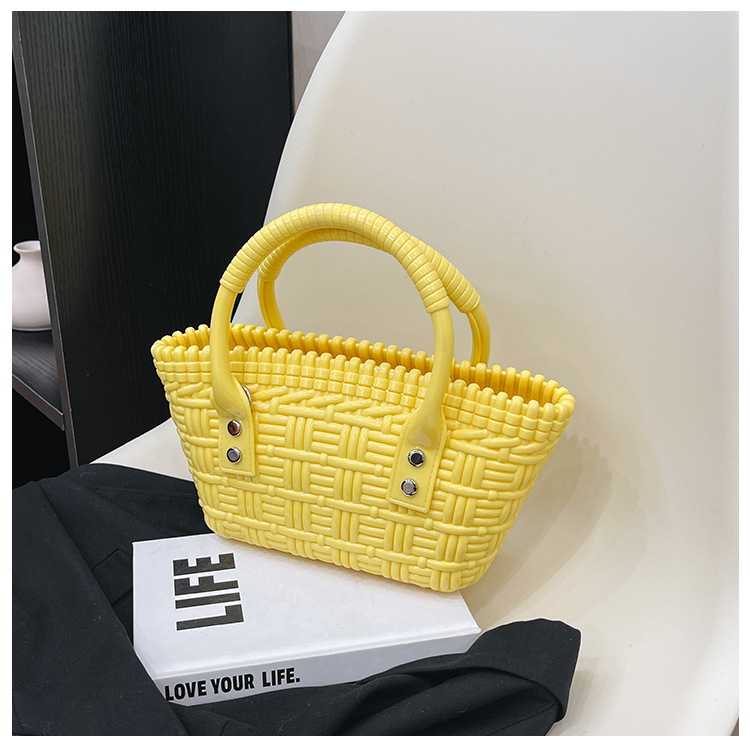 2025 New trendy and versatile crossbody mini vegetable basket jelly bag, fashionable hand-held woven bag, mini tote women's bag undefined