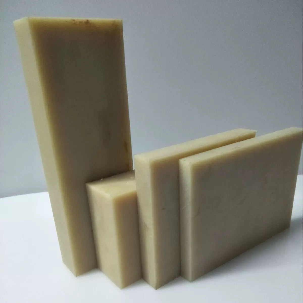 MC尼龙板加工耐腐耐磨二硫化钼尼龙玻纤尼龙浇筑尼龙量大优惠