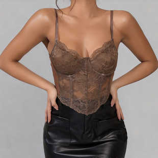 �W���Ը��ٽz�Ȧ�����~��¶Ě͸ҕ�����b����С����Ů�ٽz����