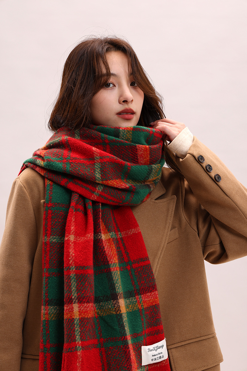 Châle à carreaux, polyvalent automne hiver, classique de Noël version coréenne 2024, nouveau châle, écharpe haut de gamme et chaude pour_voghion.com