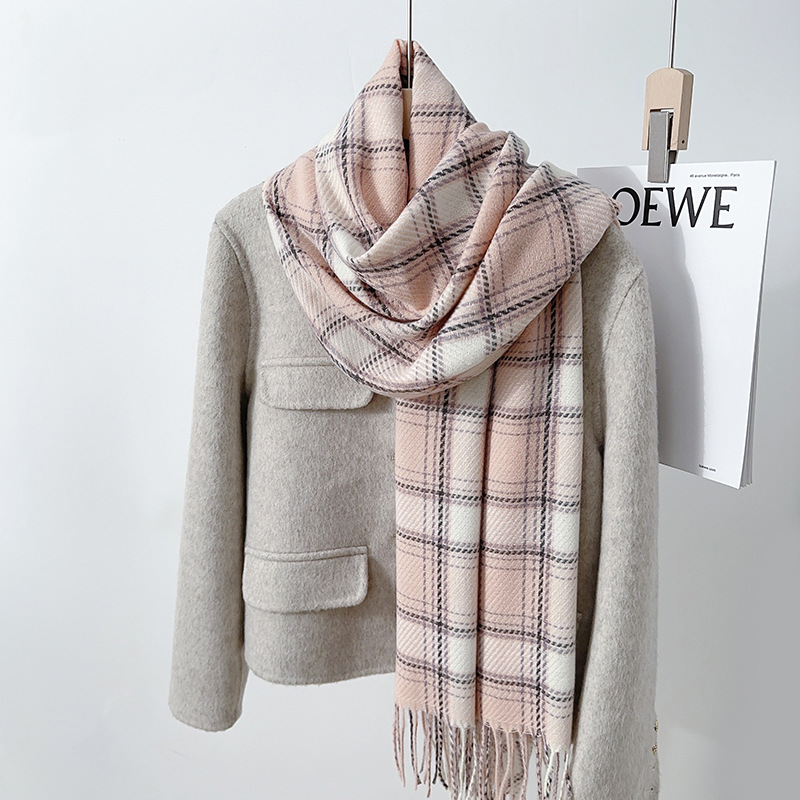 Otoño y invierno nuevo estilo de cachemira a cuadros bufandas de hombro para mujeres japonesas y coreanas universidades anti-viento frío caliente moda buñuelo universal