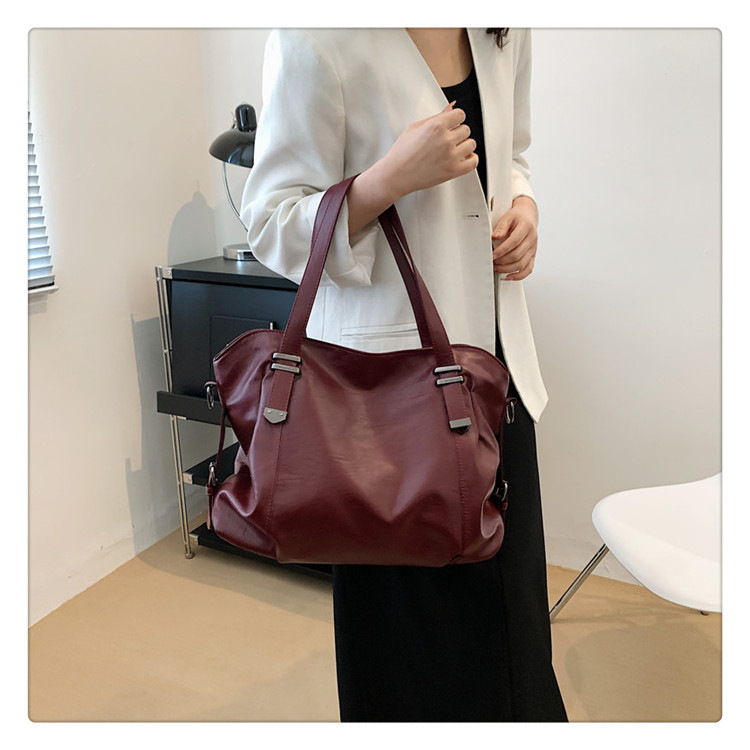 New fashionable European and American women's bags, retro and simple single-shoulder bags, large-capacity high-quality handbags, elegant crossbody bags are in stock undefined
