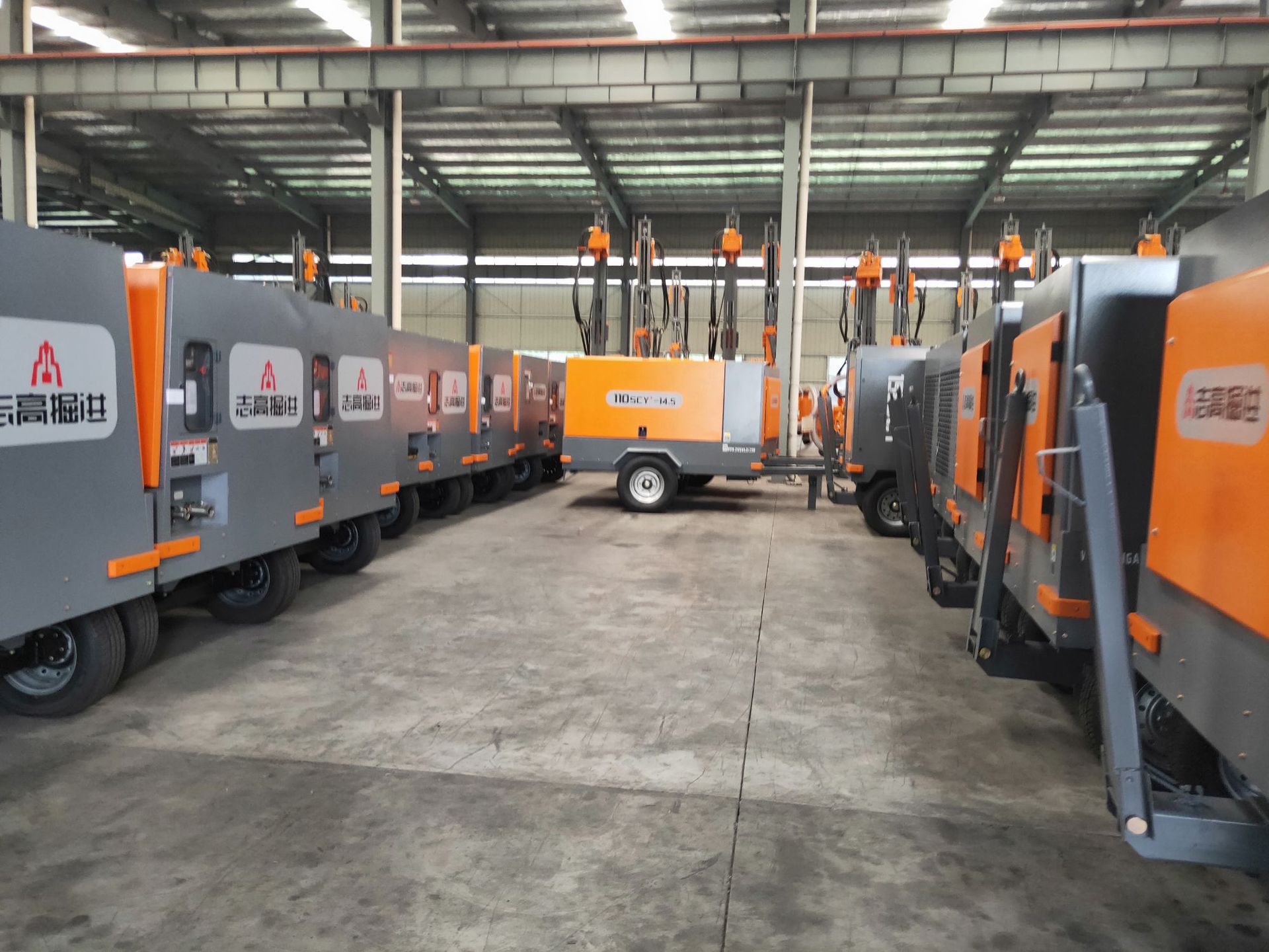 Zhigo SPD four-wheel trailer diesel mobile screw air compressor 17‑30 cubic meters diesel air compressor