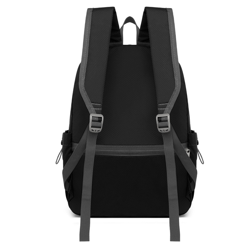 Comercio exterior al por mayor 2023 verano nuevo estilo de viaje al aire libre mochila de nailon bolsa de montañismo de gran capacidad resistente a las salpicaduras