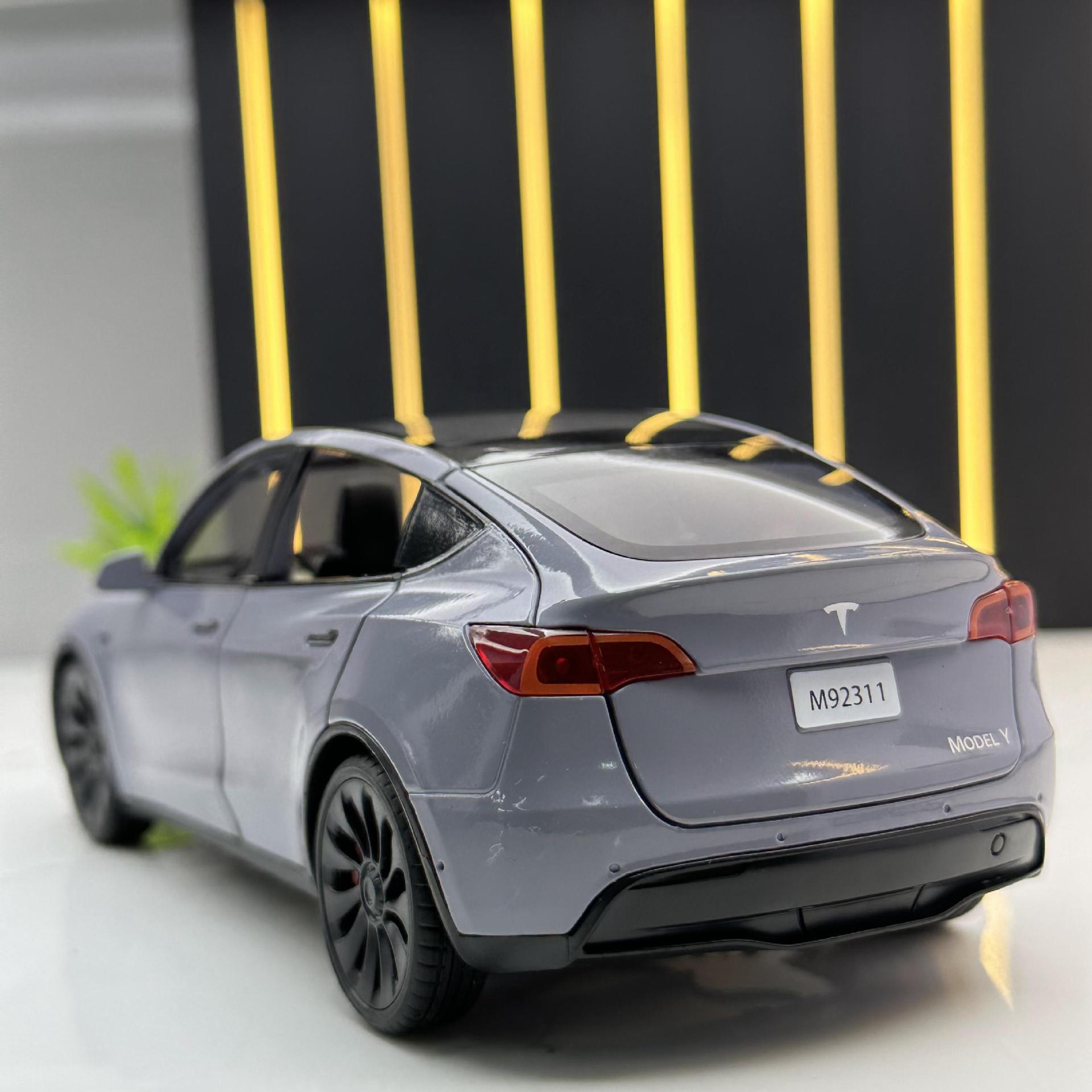 Modelo de coche de aleación XLG 1:24 Tesla MODELY Tire hacia atrás el sonido y la luz 6 Puerta Abierta modelo de coche de juguete colección de decoración
