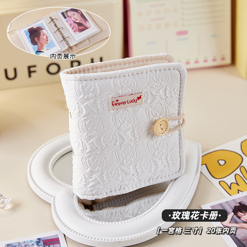 Un libro de tarjetas de alto valor de cara, mini folleto de 3 pulgadas en un pequeño libro de tarjetas de frijoles frescos