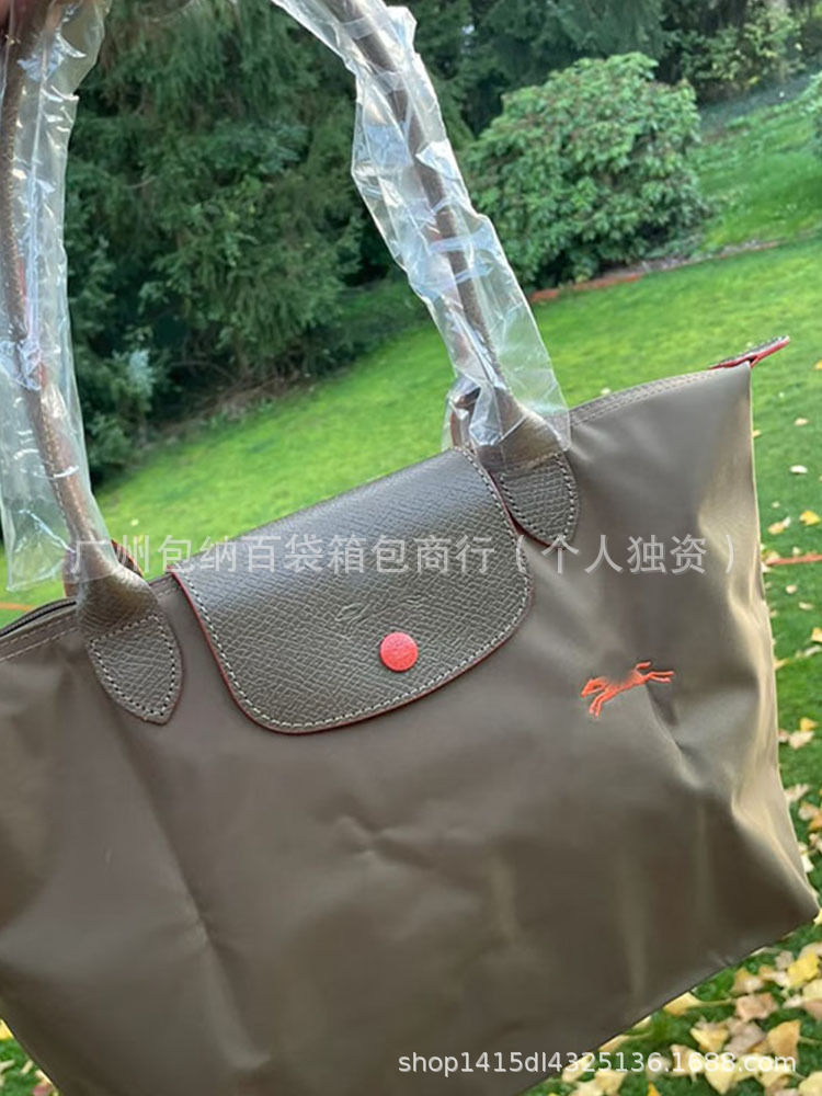 Anniversary olive green