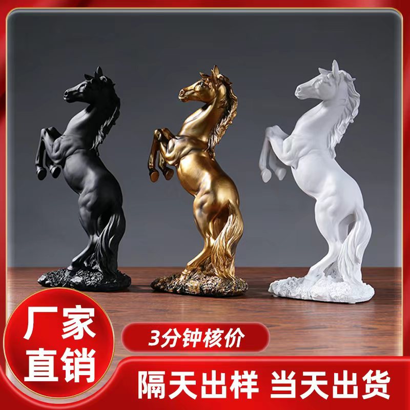 New Home Accessories American Living Room Wine Cabinet Office Decoration Resin Tengkong Horse Craft Gifts