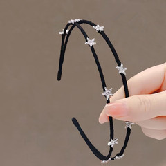 Korean minimalist double-layered five-pointed star hair clip for women, versatile for outdoor use, delicate hairband, hair hole hairpin, hair accessory