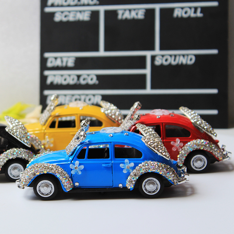 Adornos de automóviles, modelos de automóviles de aleación de automóviles, automóviles clásicos, decoraciones de automóviles con incrustaciones de diamantes creativos, bendiciones de bricolaje