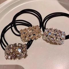 軽くて豪華な新型のドリルの四角の髪輪の女性ネットの赤い気質の馬尾の紐の髪飾りは団子の頭の皮の筋の頭を刺して飾ります。