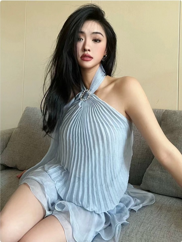 ニッチなデザインの女の子の娘のようなプリーツホルターネックリボン不規則なウエストパンツスカートは甘くてファッショナブルです|undefined