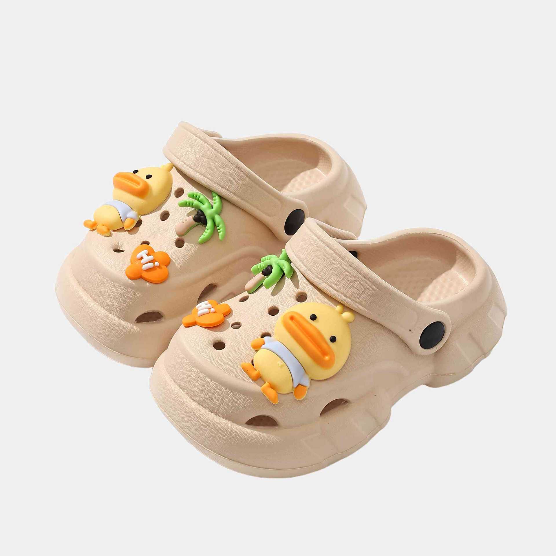 Zapatos de agujero EVA para niños zapatillas antideslizantes para niñas 2026 verano nuevo pedazo de mierda sandalias zapatos de playa image 5