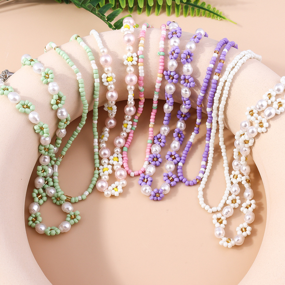 10g Weight Necklace Classification Seed Bead Chain Material Beaded Chain Chain Type 1 Piece, 1 Set Quantity Casual, Holiday, Street Occasion Resin Material Flower Pattern All Seasons Season Women's Gender Beaded Design Elegant, Lady Style Elegant Lady Flower Resin Beaded Chain Beaded Necklaces Wholesale 27