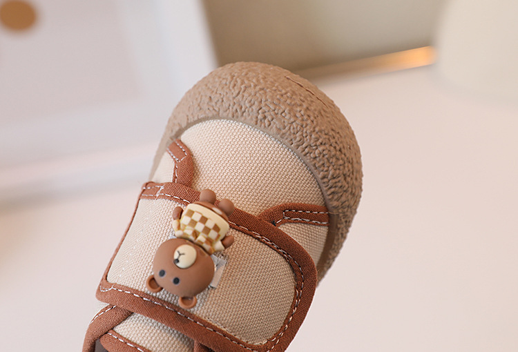 Koreanische Version von Kinder Canvas 2023 Frühling und Herbst Neue Jungen Casual Little Bear Girls Cartoon Weiche Sohlen Baby_voghion.com