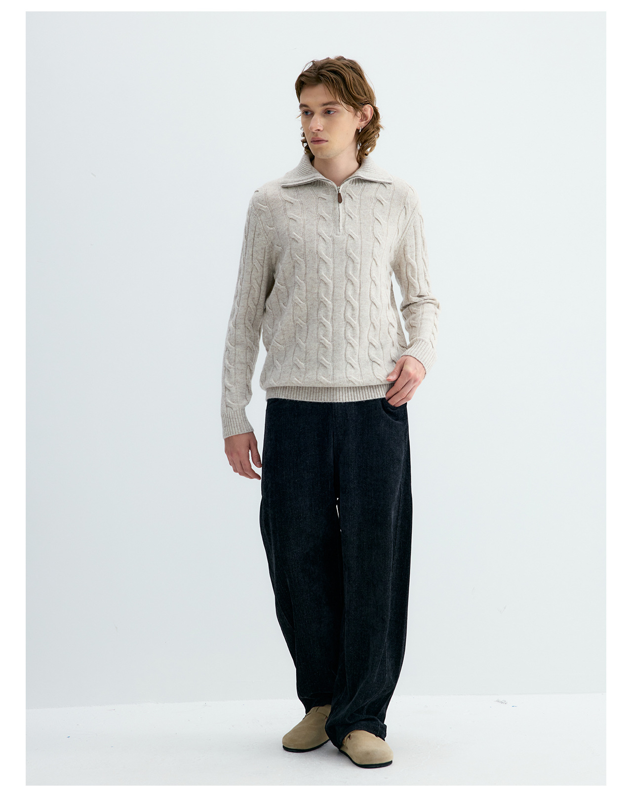 UNF 530g Cable-Knit Half-Zip Polo Sweater