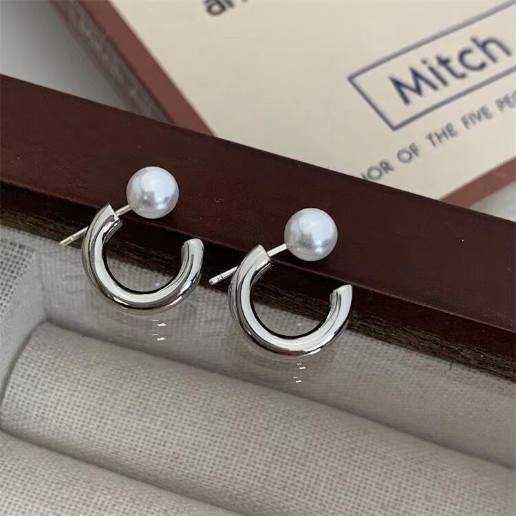 Fashion Geometric Copper Artificial Pearls Ear Studs 1 Pair