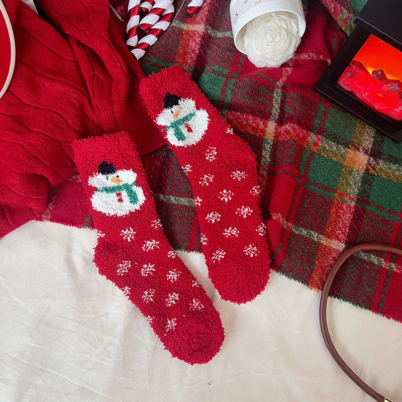 クリスマスの珊瑚の絨毯の靴下の女性の中筒の靴下の秋の冬の保温の月子のベルベットの厚い睡眠の靴下の中筒の靴下|undefined