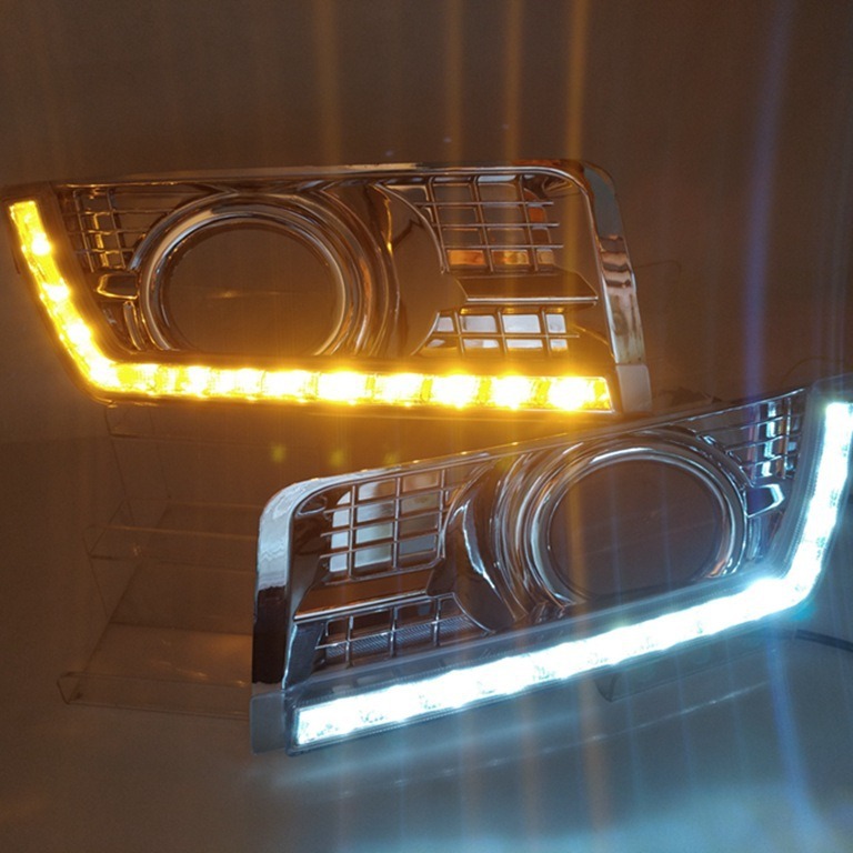 Adecuado para Cadillac SRX Luz de marcha diurna LED especial Luz de marcha diurna Luz de niebla modificación de posición de conducción diurna