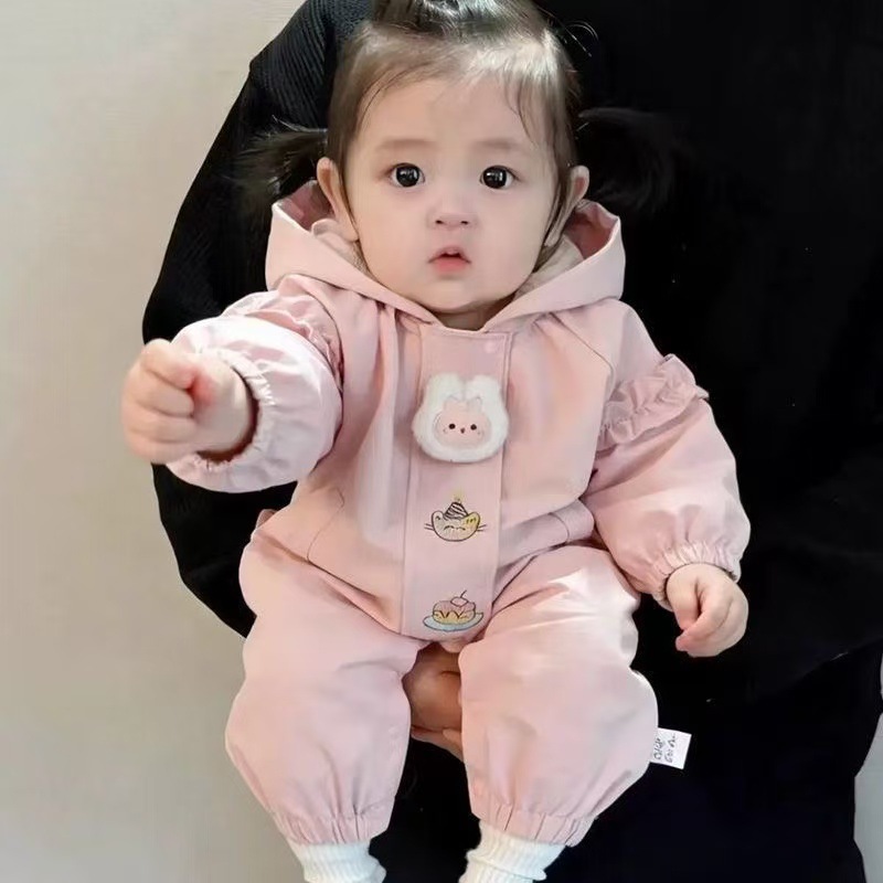 婴儿连体衣春秋装婴幼儿爬服女宝宝卡通外出服女童超萌公主包屁衣