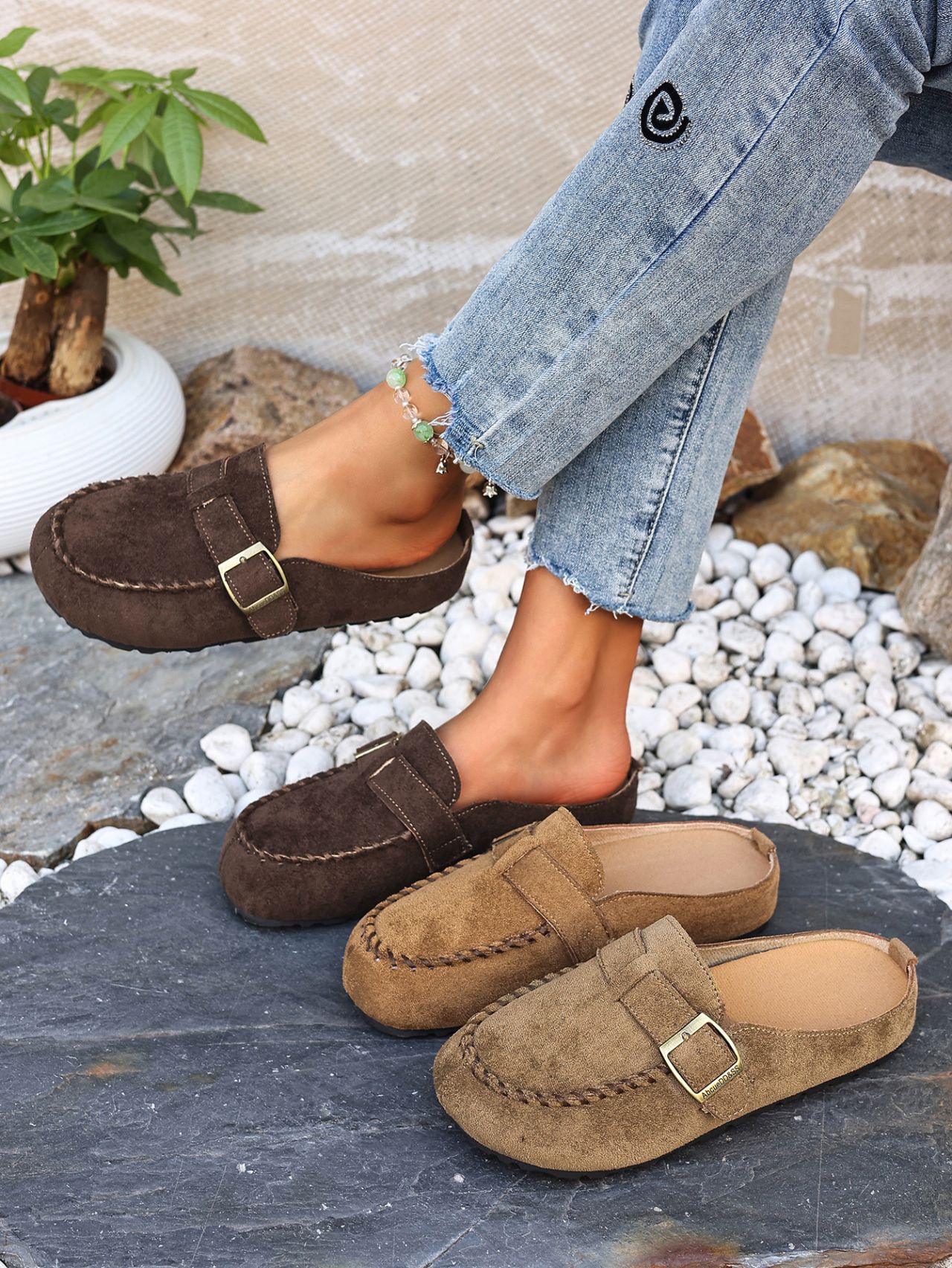 Women's Fleece Lined Bread Toe Slippers Spring Style Thick Sole Retro Buckle Birken Inspired Slippers Size 43_vogvips.com