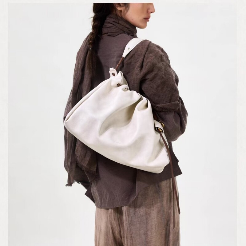 [Same Style as Wen Qi] Baina Large-Capacity Trash Bag with Shoulder Strap and Crossbody Design