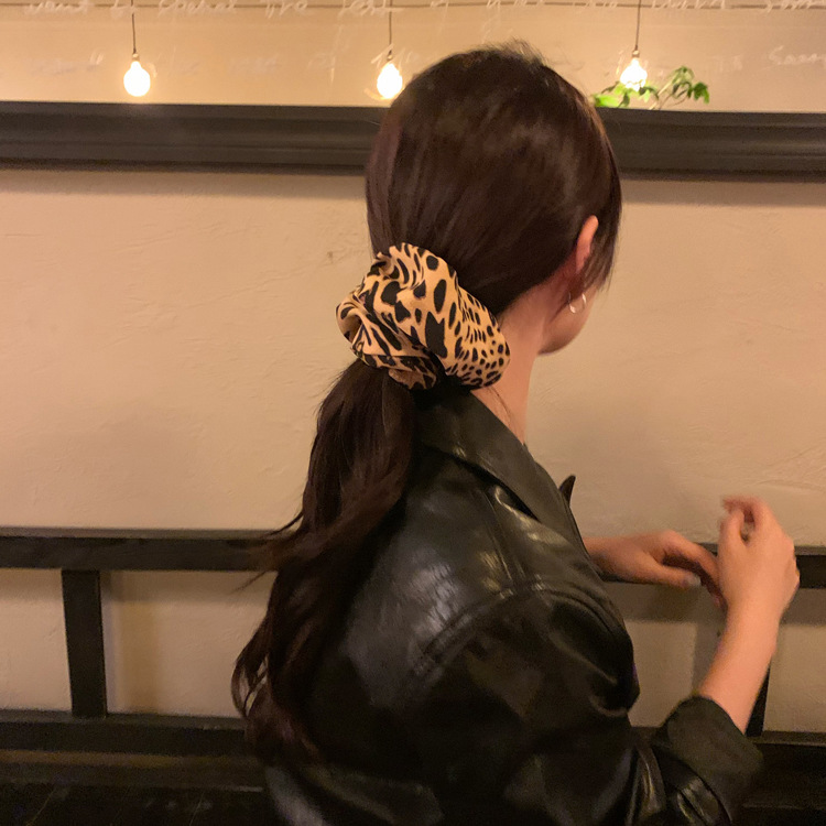 Cool Little Wild Cat Sexy Leopard Print Large Intestine Hair Band Rubber Band Women's Hair Tie High-End Ponytail Ancient Style Hair Accessories_voghion.com