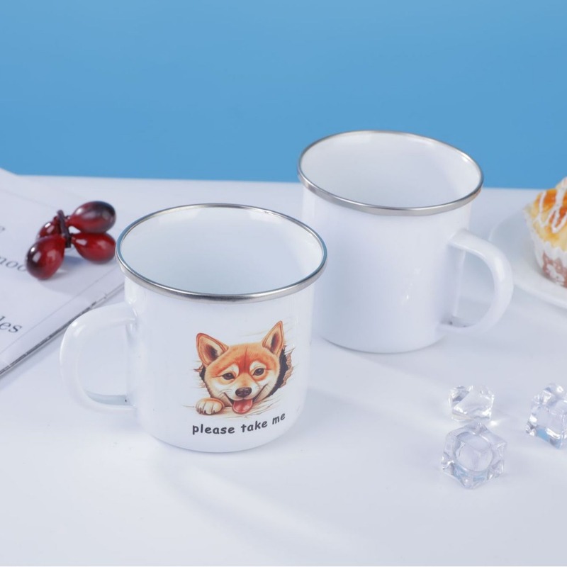 レトロなエナメルカップの個性がシンプルで、古い鉄茶シリンダーはロゴ広告を印刷してエナメル茶筒をプレゼントすることができる|undefined
