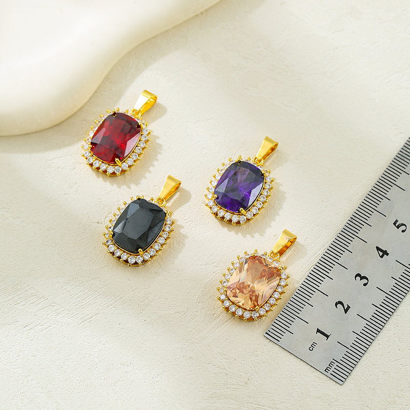 Amazon nuevo estilo completo de zircon temperamento de moda retro ligero colgante de lujo colgante de nicho único
