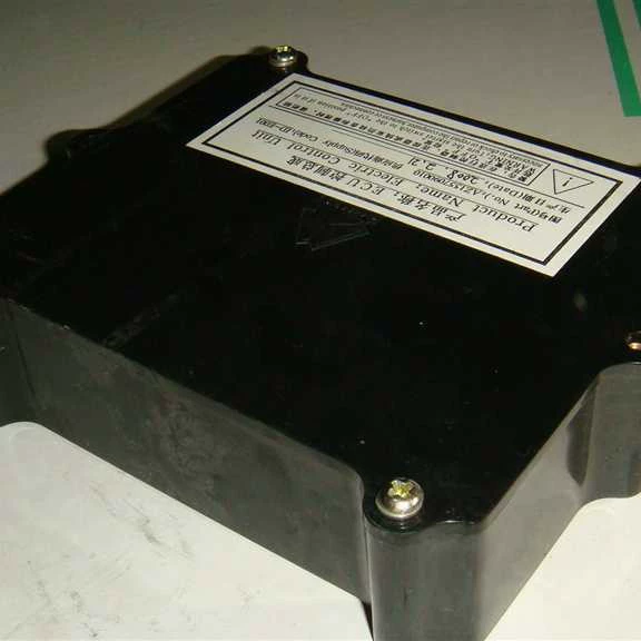Sinotruk Howo electronic control unit ECU with program Howo ECU electronic control unit ECU assembly AZ1557090010