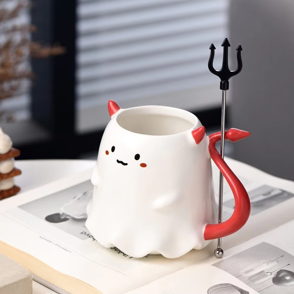 Bonita taza de cerámica con forma de diablo con horquilla de dibujos animados creativos Qin Sheng taza de cerámica marca de taza de cubiertos diarios taza de agua