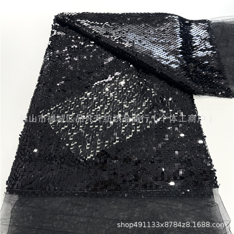 Fabricante nuevo 20 color pequeño rollo largo sequinilla tela de malla ropa de moda decoración de ropa de boda tela