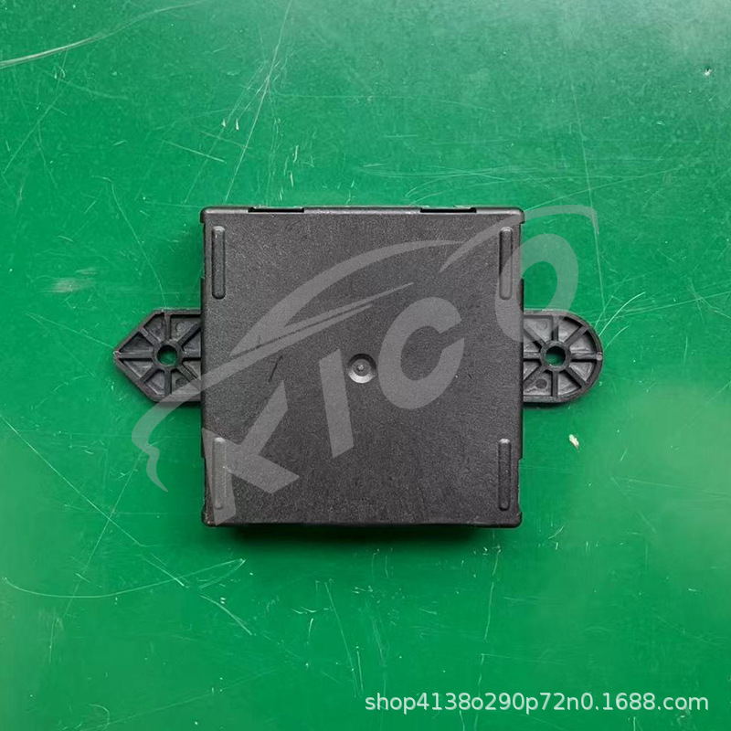 68245458Ab Right Door Control Module
