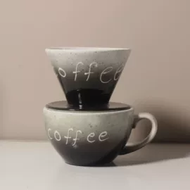 咖啡杯;陶瓷杯;咖啡过滤器