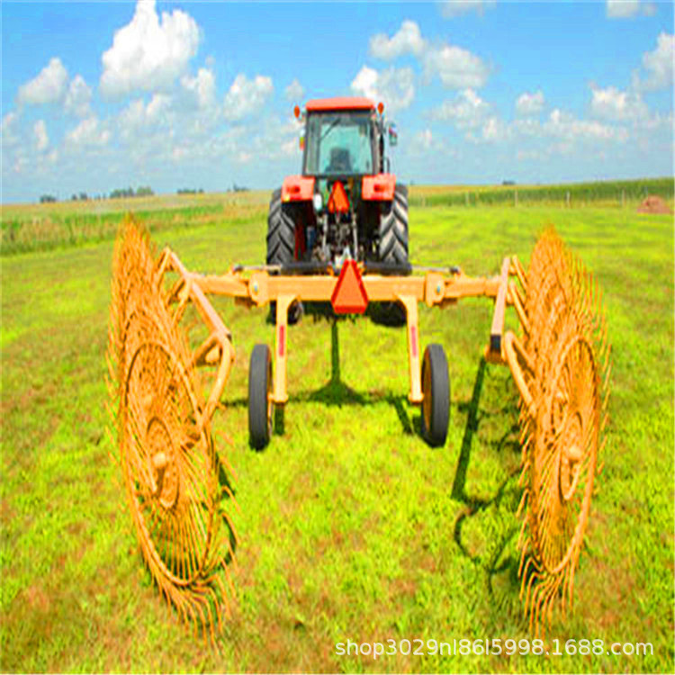 多规格大圆盘牧草收集翻晒设备12盘圆盘搂草机 麦秸牵引捡拾机