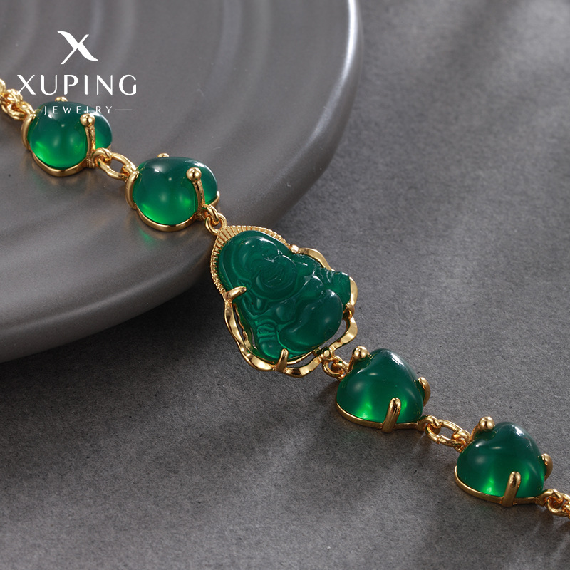 Pulsera Xuping de aleación con baño de oro de 24k, decoración de corazón de esmeralda, estilo chino, joyería de nicho con temperamento.
