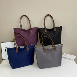 女士斜挎包;女士单肩包;休闲背包