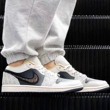 莆田鞋纯原aj1低帮黑灰绸缎男女同款运动板鞋百搭潮流休闲篮球鞋