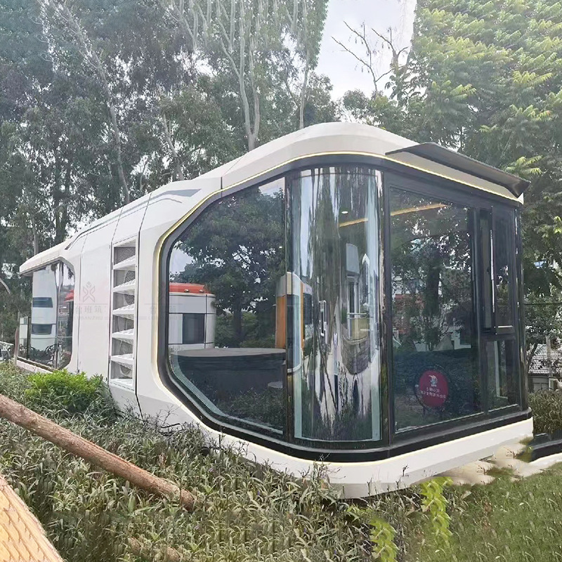 Hotel móvil Contenedor restaurante Placa de aluminio ensamblada Café móvil Bar tienda cápsula espacial