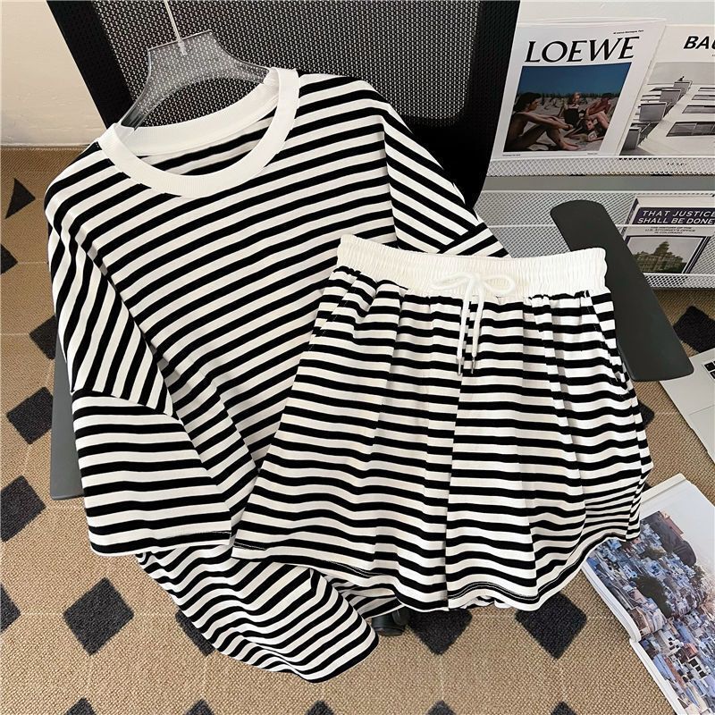 Green Striped Casual Suit for Women 2026 Summer Plus Size Women's Clothing Short-Sleeved T-Shirt Shorts Suit Two-Piece Set