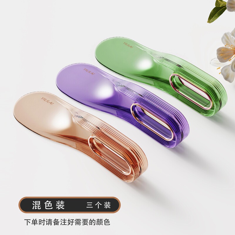 シーツの神器を敷いてベッドを塞いでシーツを交換して固定器を整理します。|undefined