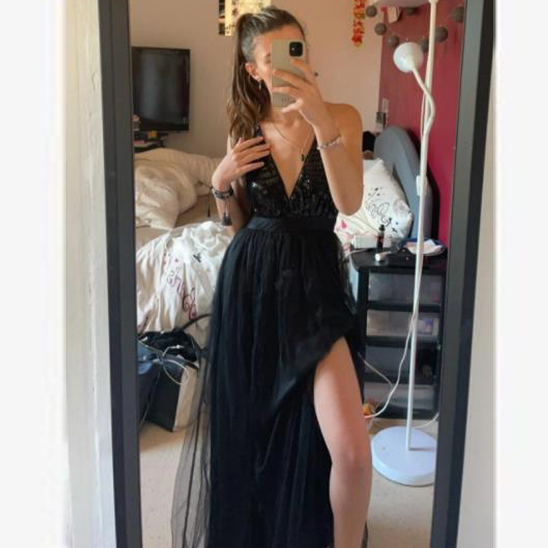 Elegante abito da sera lungo in mesh con spalline sottili_voghion.com