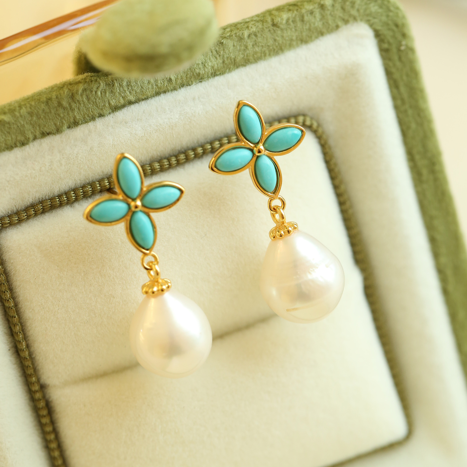Turquoise earrings pearl