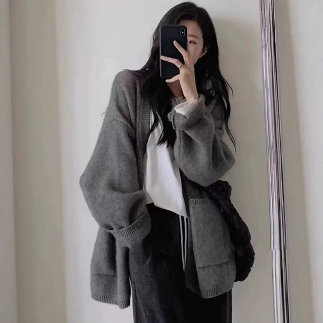 慵懒风纯色V领毛衣开衫外套女春秋季新款高级感宽松针织上衣外搭
