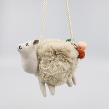 冬季毛绒款动物型可爱羊驼斜跨不掉毛高品质单肩包