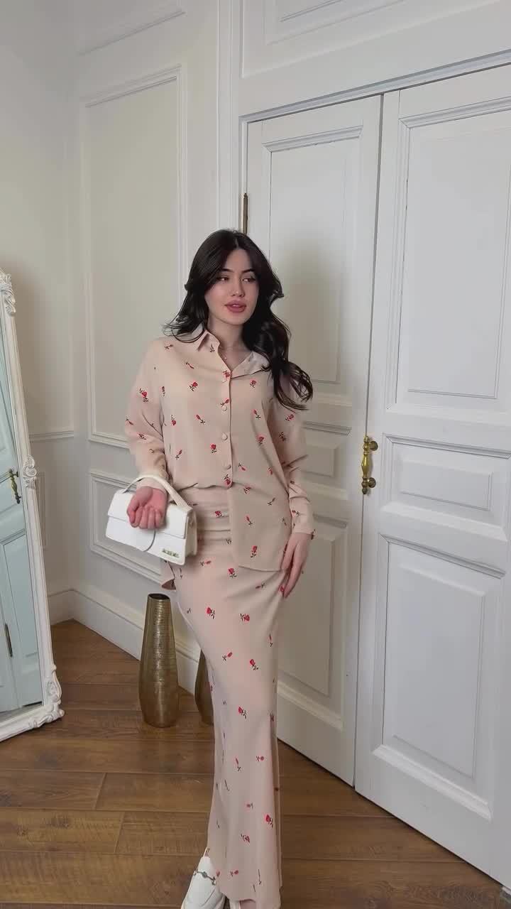 Abbigliamento da donna, estivo, due pezzi, traspirante, casual, con risvolto, vestito con stampa floreale_voghion.com