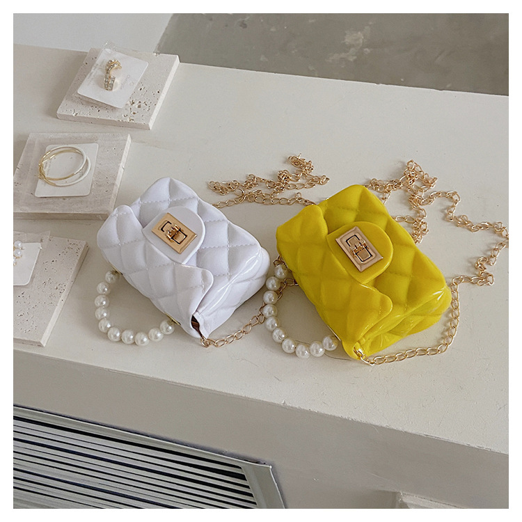 Daily Occasion Pu Leather Material Waterproof Function Girl's Small Pu Leather Solid Color Lingge Cute Pearls Square Lock Clasp Crossbody Bag