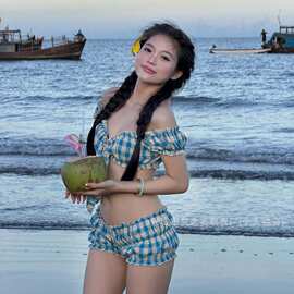 新款绿格泡泡袖一字肩分体泳衣甜妹性感度假平角分体泳衣女bikini