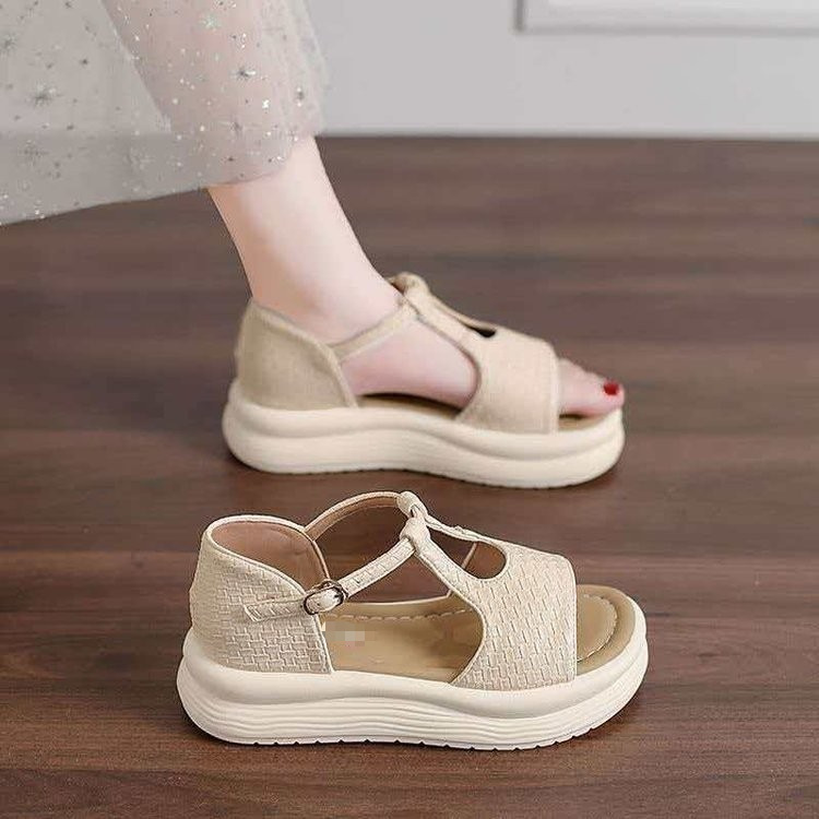 Aumentar la altura de las sandalias retro casuales cómodas con una base gruesa para las mujeres 2026 verano nuevo versátil con una base suave sandalias romanas