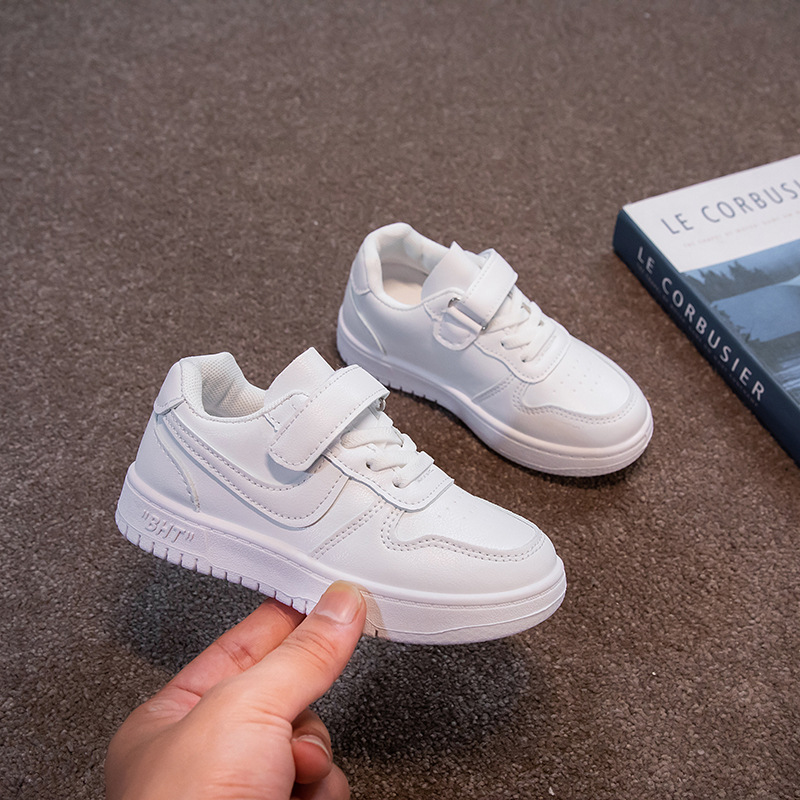 Zapatos blancos para niños zapatillas de deporte transpirables para niñas 2023 Primavera y otoño nuevos zapatos blancos para niños medianos y grandes image 5